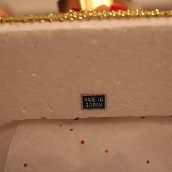 Vintage Christmas Trio of carolers on styrofoam Made in Japan - Picture 5 of 5